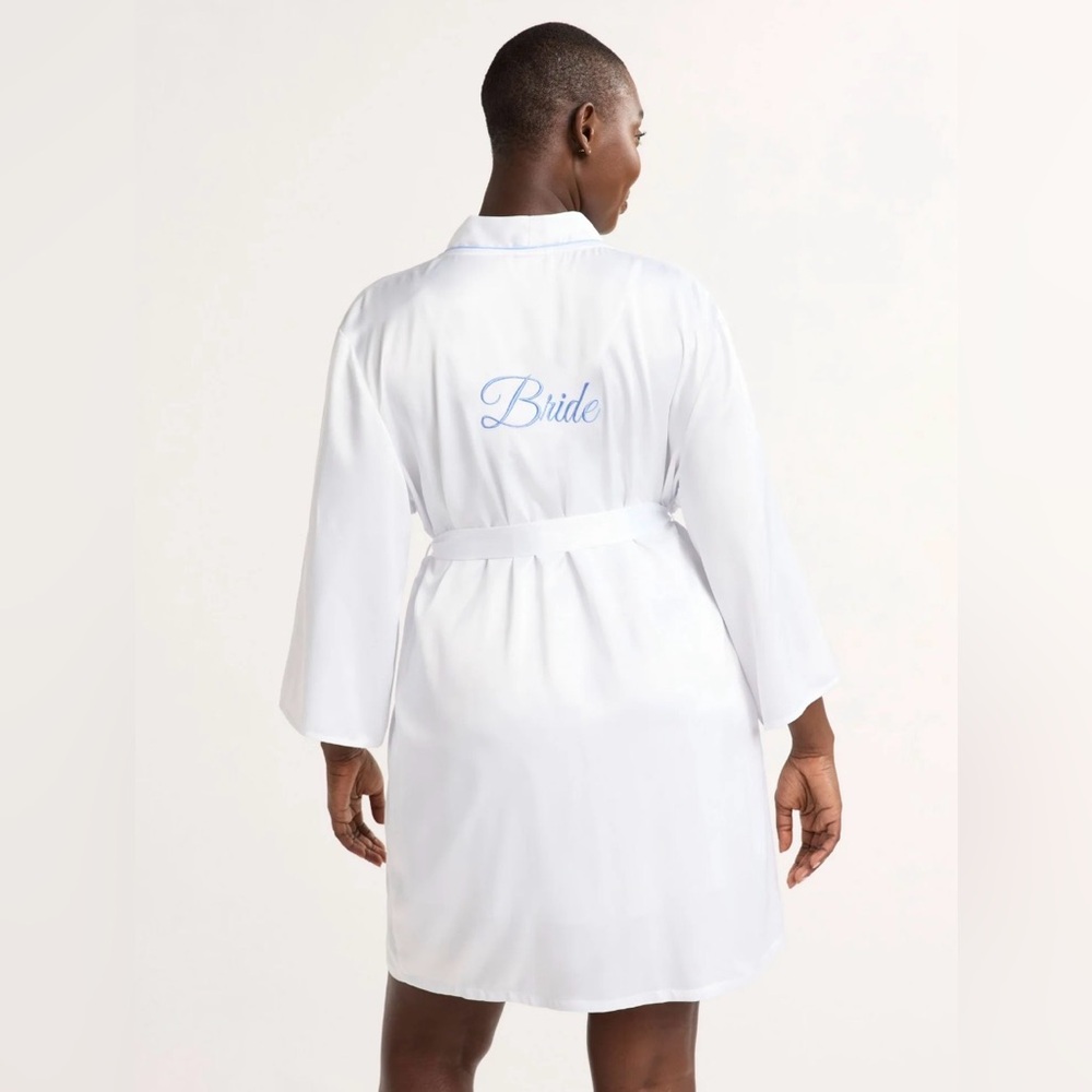 Joyspun Bridal Satin Robe - Picture 4 of 4